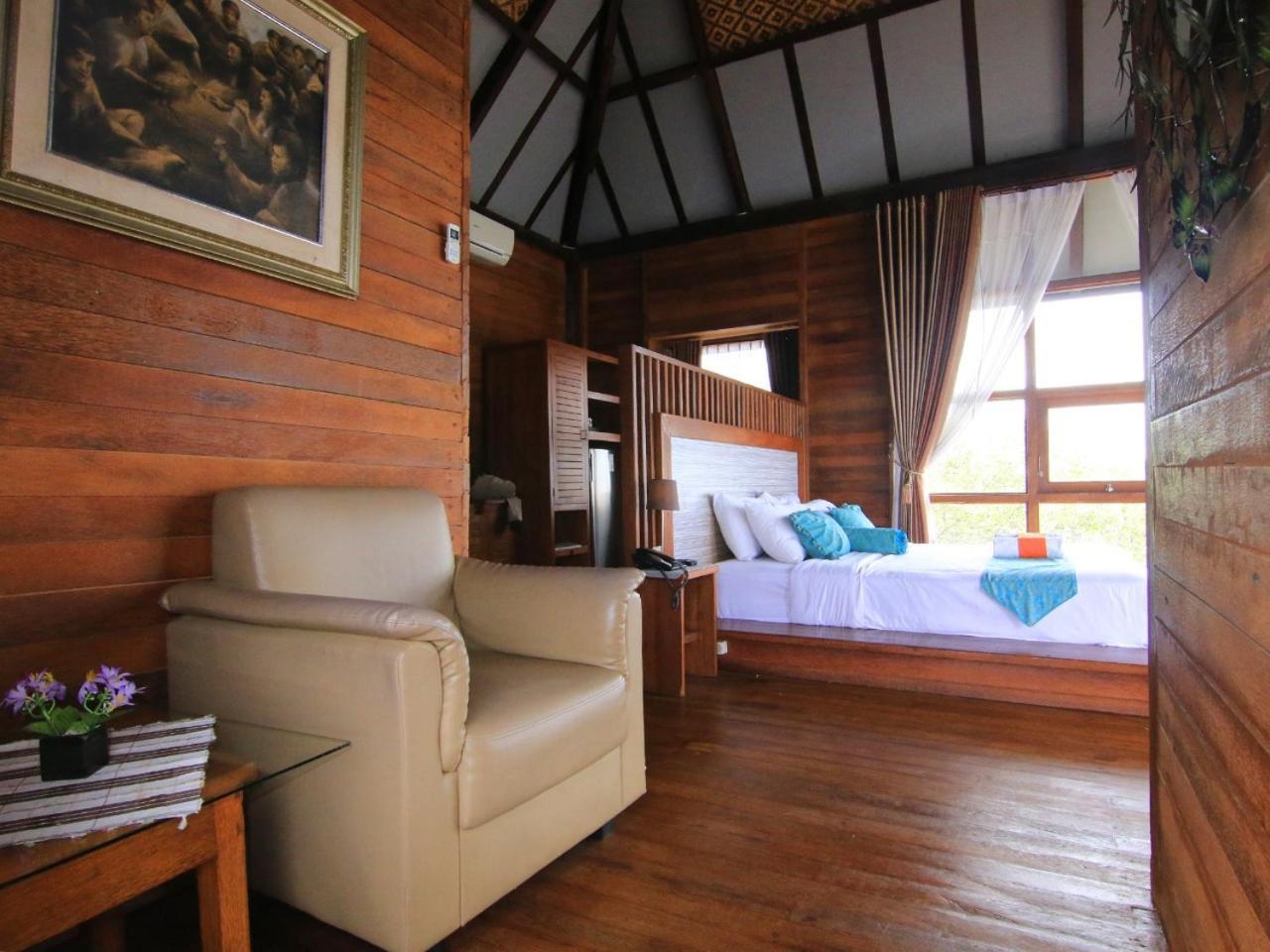 Beejay Bakau Resort โปรโบลิงโก ภายนอก รูปภาพ